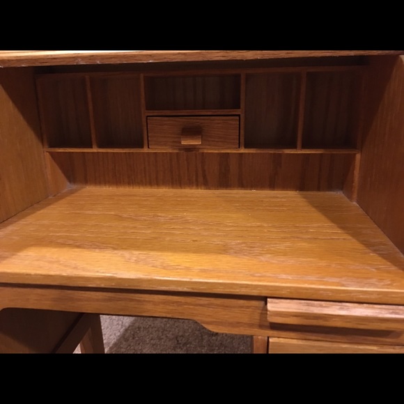 AMERICAN GIRL DOLL-KIT’S ROLL TOP DESK - Picture 5 of 10